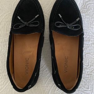 Vionic shoes